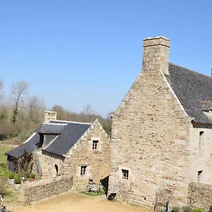 Manoir De L'isle Maison d'hôtes Ploumilliau